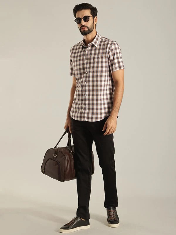 Indian Terrain Men's Slim Fit Half Sleeve Checkered White Shirt